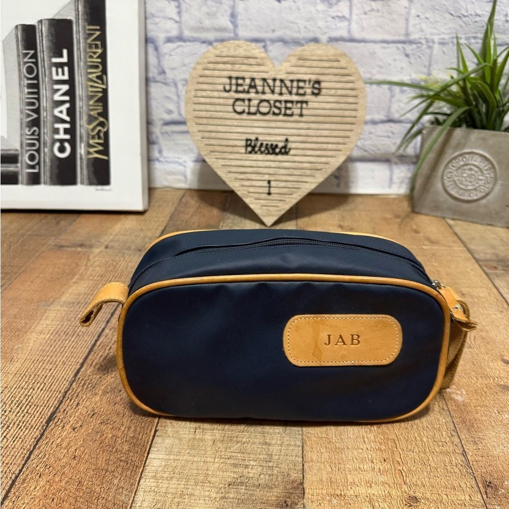 JON HART DESIGN Shave Kit Travel Bathroom Toiletry Makeup Bag navy blue
